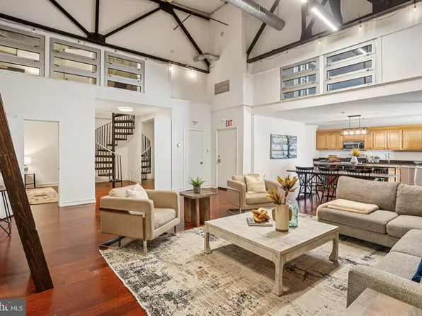 810 N Hancock St APT 11, Philadelphia, PA 19123