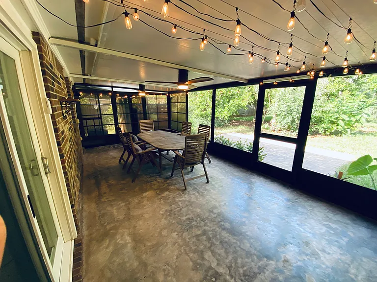 Screened lanai