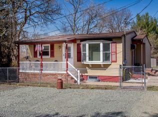 208 Coryell Rd, Lambertville, NJ 08530