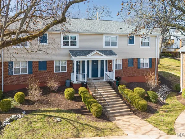 1465 Bobolink Pl, Saint Louis, MO 63144