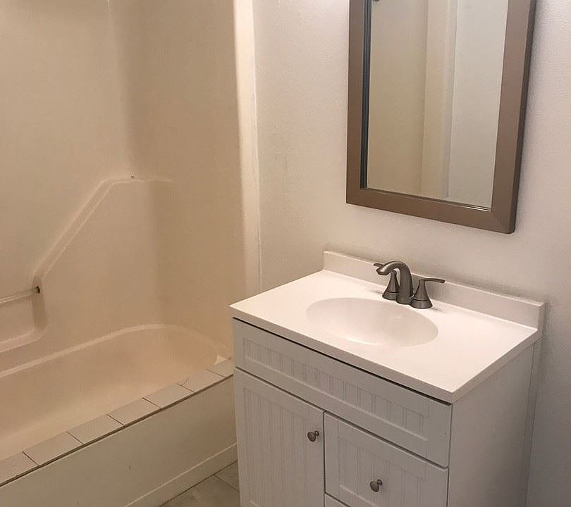 2nd image of 3226 Rufina St APT 16