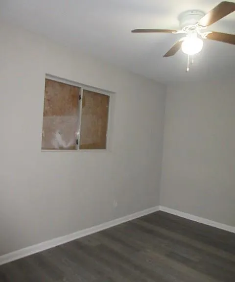 784 Terminal Ct #7 — Photo 5