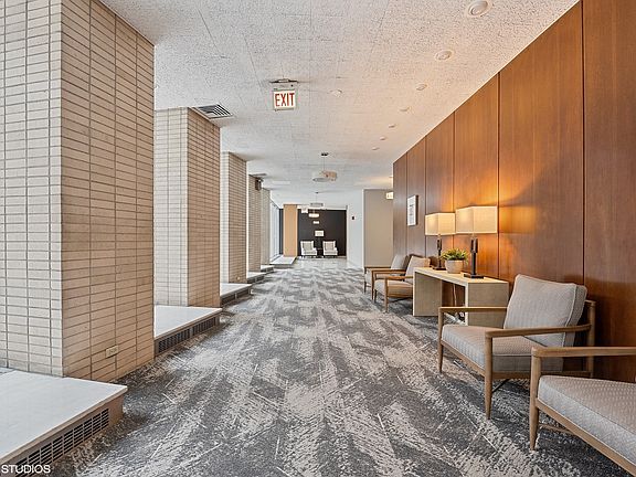 2nd image of 3950 N Lake Shore Dr APT 1319