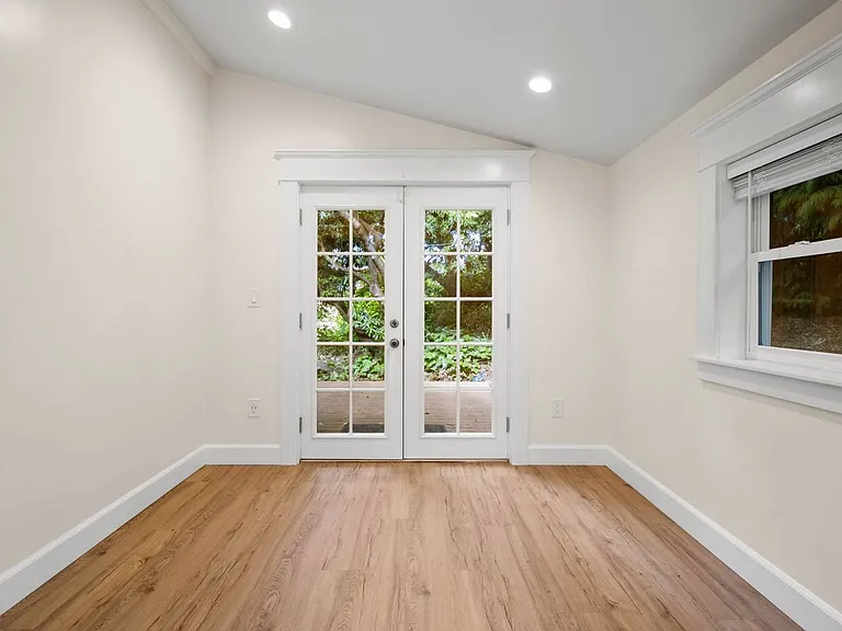712 SW 3rd Pl — Photo 21