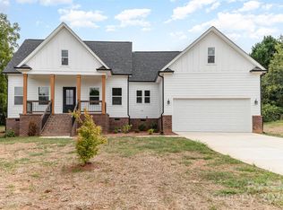 113 Oakwood Dr, Kings Mountain, NC 28086