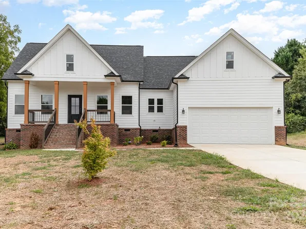 113 Oakwood Dr, Kings Mountain, NC 28086