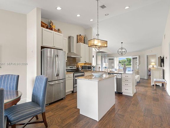 5th image of 18551 Woodstream Dr