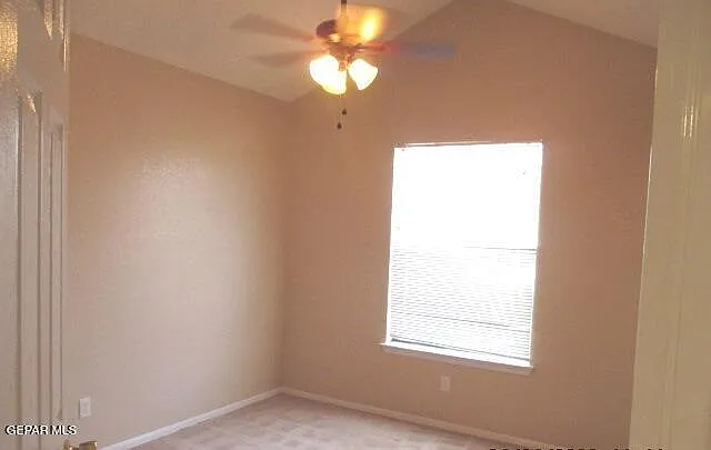 1120 Coyote Ln — Photo 11