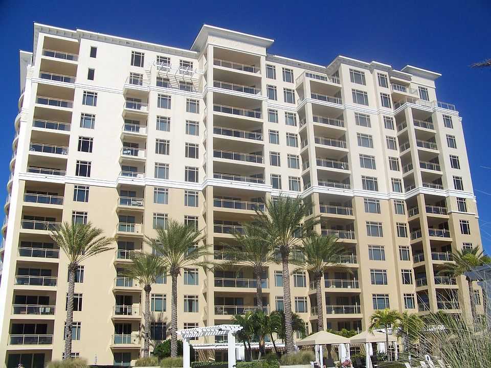 1st image of 11 Baymont St APT 809