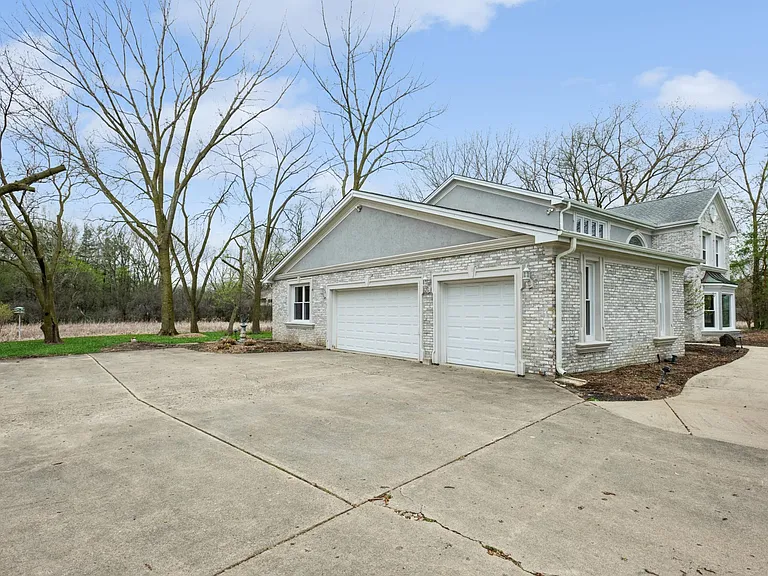 2513 Cavalry Ct — Photo 2