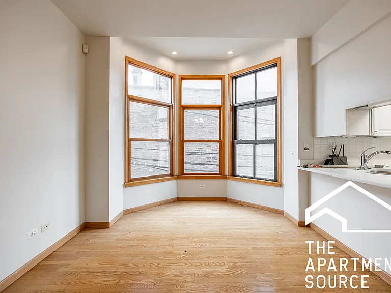 509 N Racine Ave #2N — Photo 3