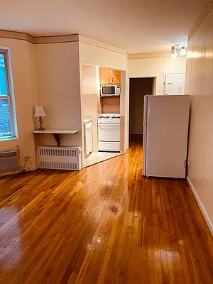 Rented by Voro NYC | media 26