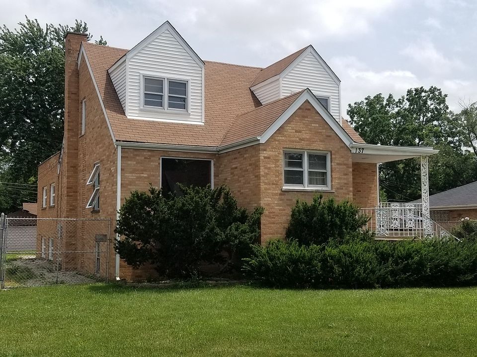 1st image of 137 N Roberta Ave