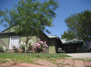 6908 Columbus Ave, Van Nuys, CA 91405