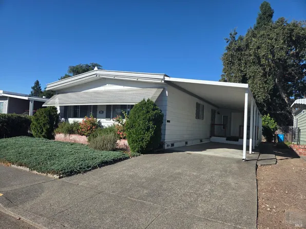 92 Westgate Circle, Santa Rosa, CA 95401