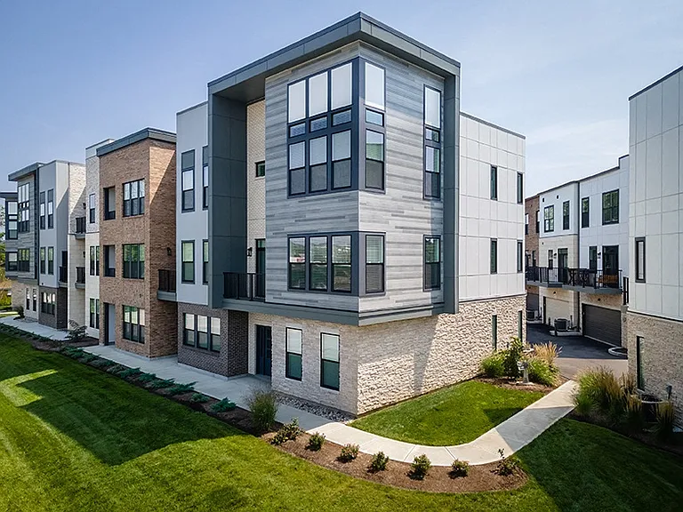 The Red Corner Townhomes — Photo 21