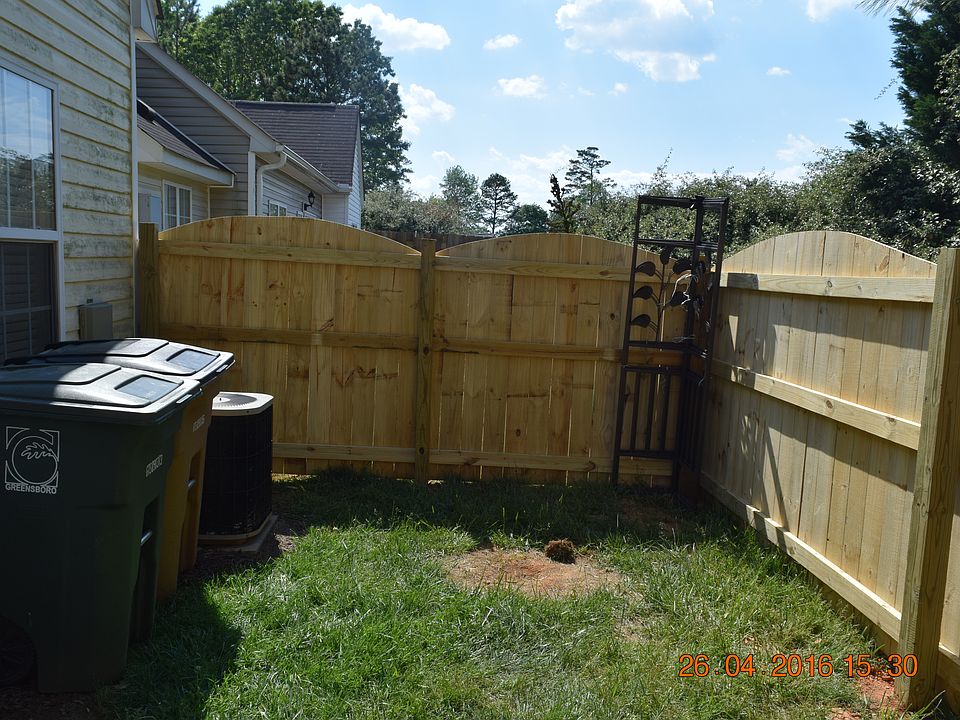2nd image of 27 Barrymore Ct