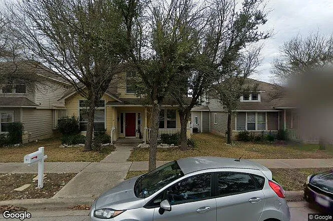 1115 Rawhide Trl — Photo 87