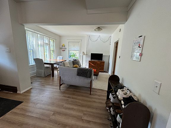 2nd image of 801 Catherine St
