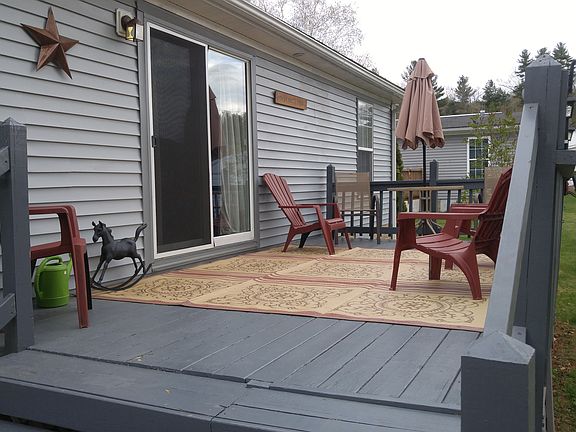 Deck off dining room
