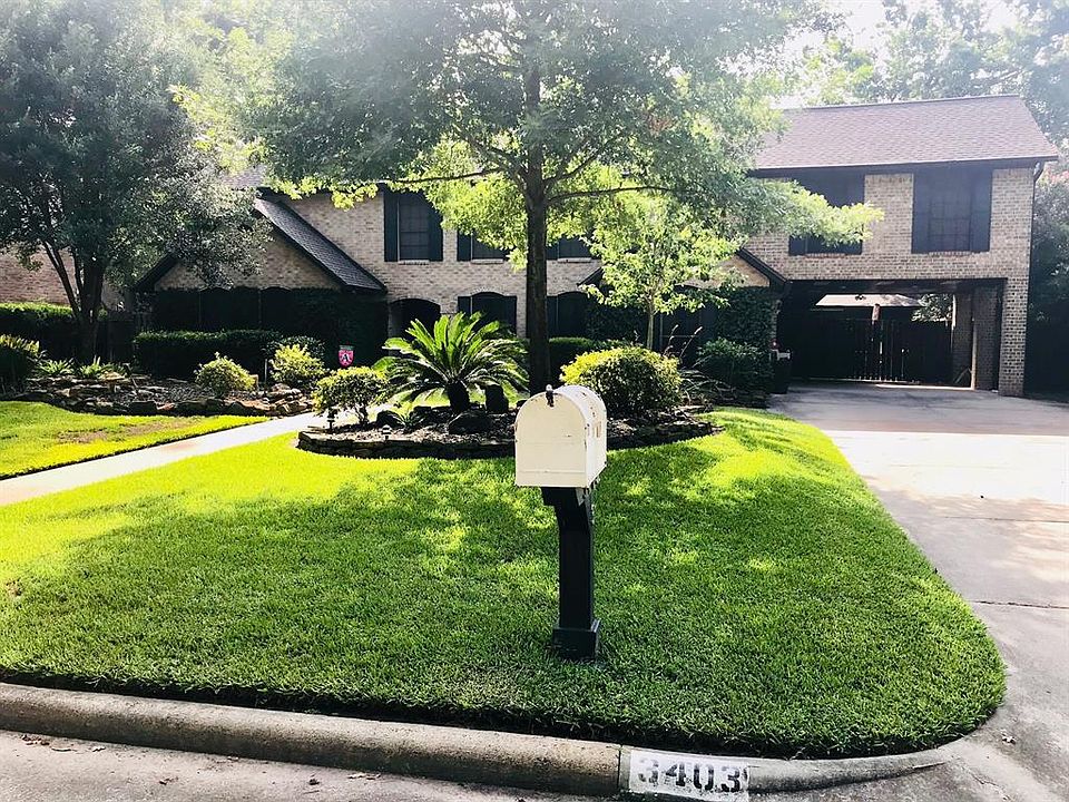 1st image of 3403 Oak Gardens Dr