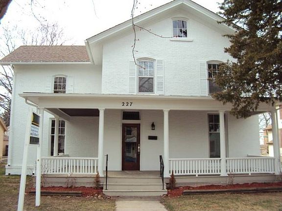 2nd image of 227 S Lincoln Ave