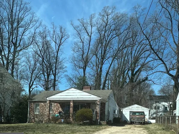 1018 Spruce St, Falls Church, VA 22046