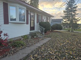 302 Neitzel Dr, Holmen, WI 54636