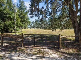 4090 NW 32nd Pl, Chiefland, FL 32626