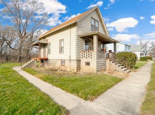 817 Vine St, Lockport, IL 60441