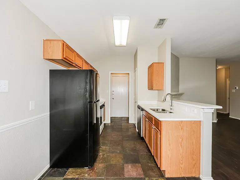 2736 Cochran Way — Photo 7