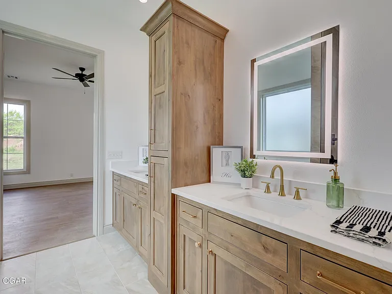 2520 S Cleveland Ave — Photo 16