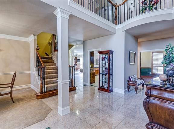 4th image of 1309 Westmont Ct