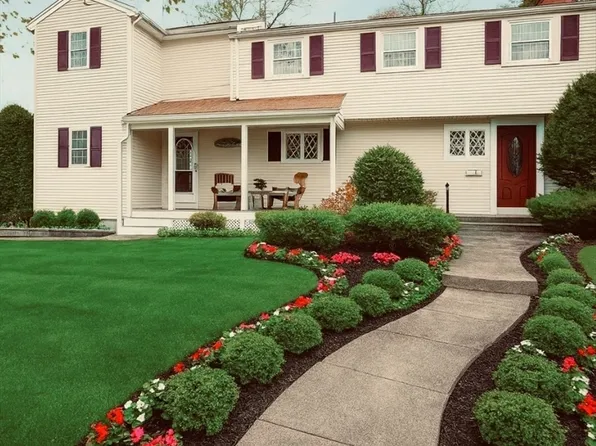 337 Randolph St, Abington, MA 02351