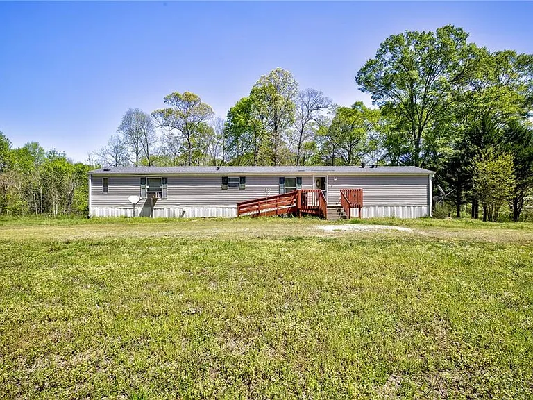 4201 Dunagan Rd — Photo 2
