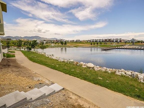 2nd image of 4676 W Boathouse Cir #3A