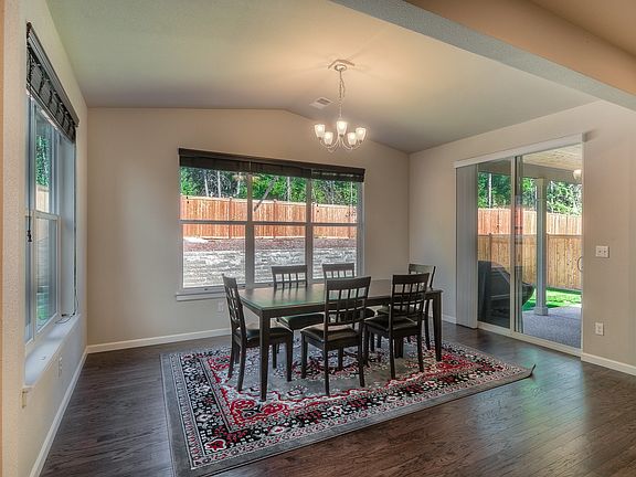 5th image of 14313 Parkview Dr E