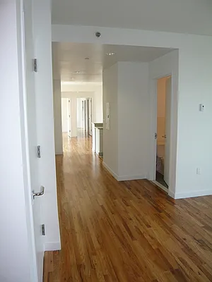 Rented by Glenmark Realty | media 26