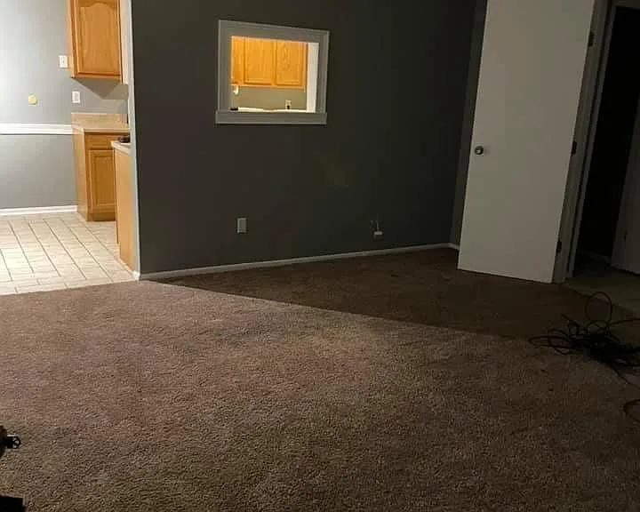 10027 Penrith Dr — Photo 2