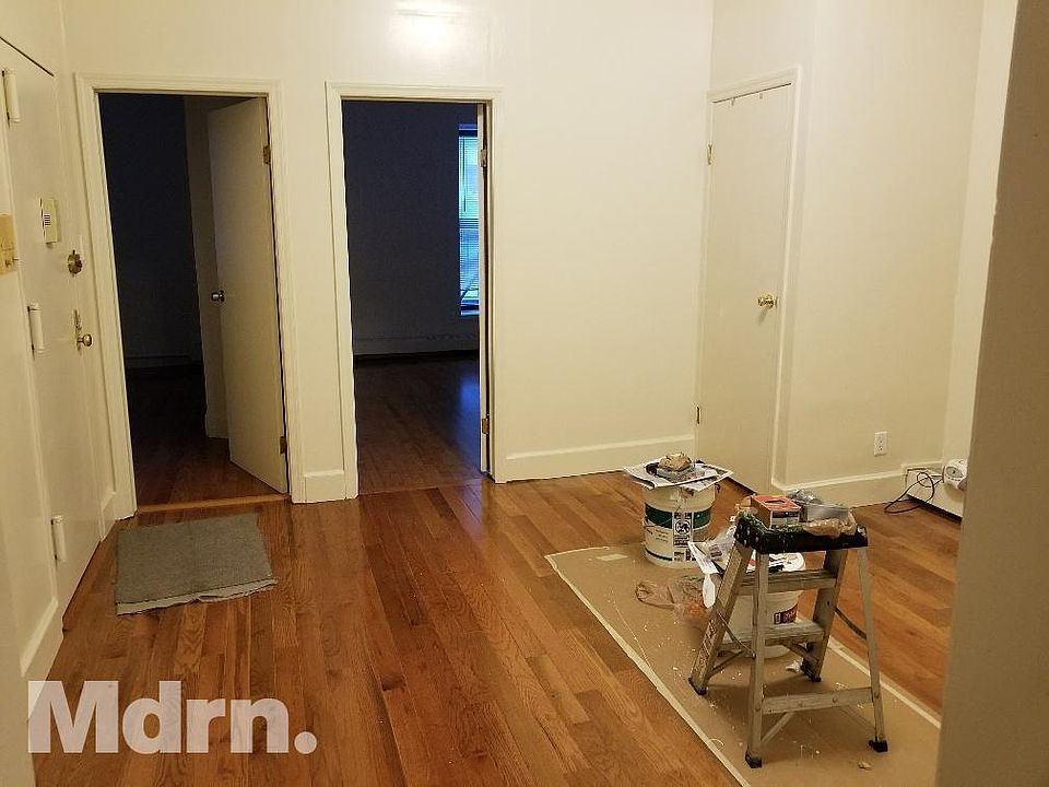 1st image of 148 W 48th St #1