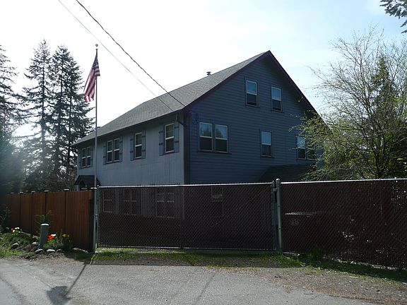 3rd image of 10111 Old Hwy 99 SE