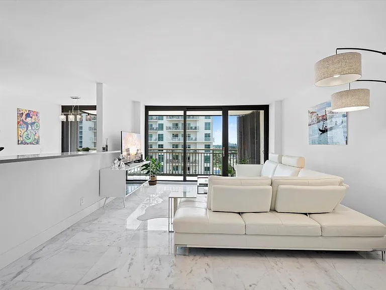 3400 N Ocean Dr #1806 — Photo 3