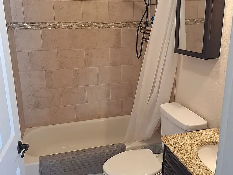 4777 Exeter St — Photo 6