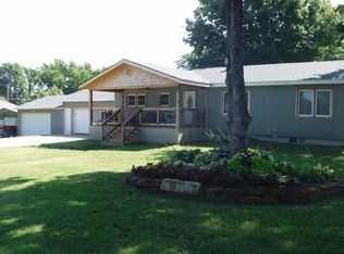 2124 N 8th St, Independence, KS 67301