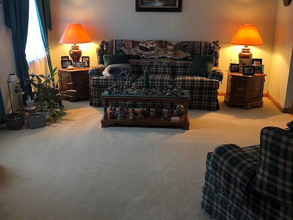 3rd image of 26 Cotherman Dr
