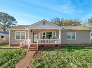 245 Harris St, Greer, SC 29651