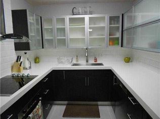 2500 Parkview Dr 317 #317, Hallandale, FL 33009