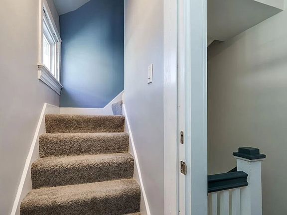 3rd image of 4326 Brownway Ave #3