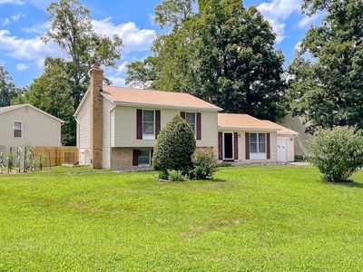 1760 Red Oak Ln, Waldorf, MD, 20601