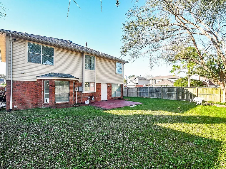 12311 Grove Meadow Dr — Photo 26
